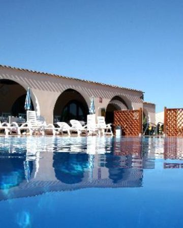 Plata Beach Hotel